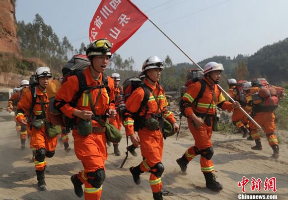 Chinese relief and rescue troops during another mission