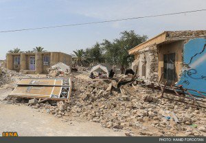 Damage from the area of Jask (it can be seen that the mud brick houses are no match for such earthquakes)